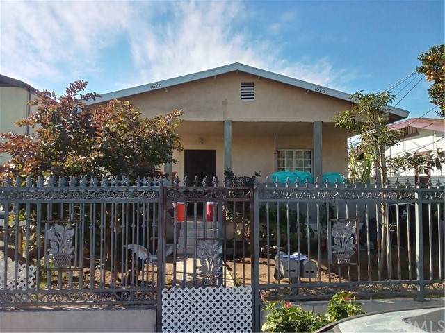 1626 32nd Street - Photo 1