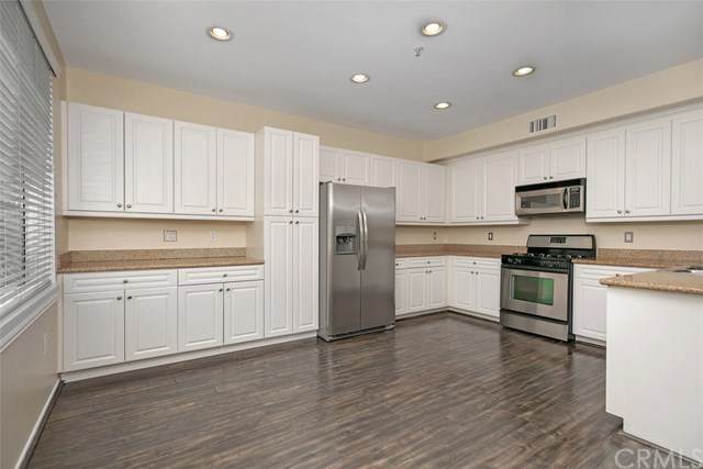 3270 Watermarke Place - Photo 1 3270 Watermarke Place - Photo 1