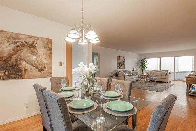 2352 Torrey Pines Road - Photo 1