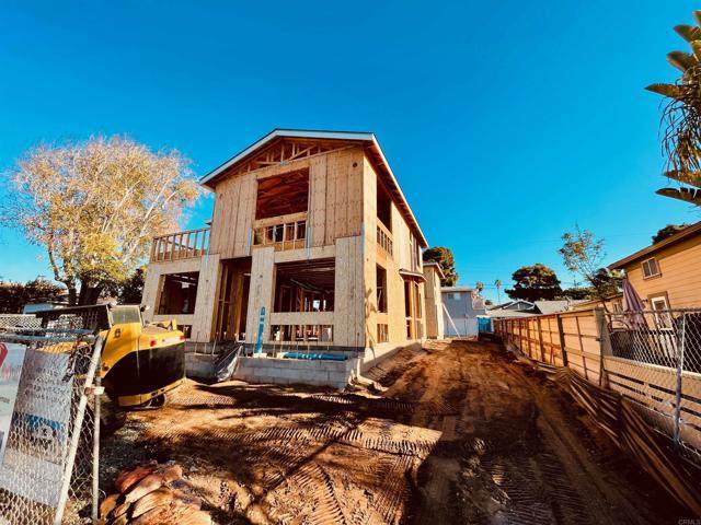 606 Ditmar Street - Photo 1