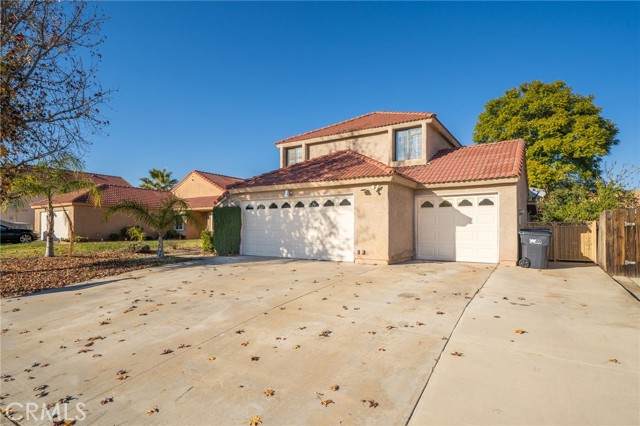 23662 Swan Street - Photo 1
