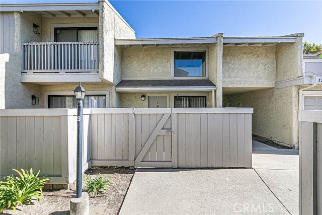 1205 Cypress Avenue - Photo 1