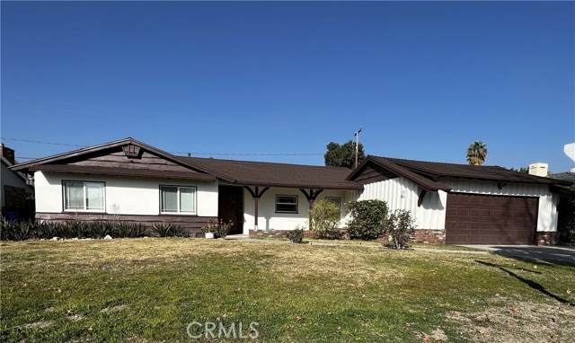 802 Val Mar Drive - Photo 1