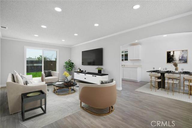 6021 Traymore Avenue - Photo 1