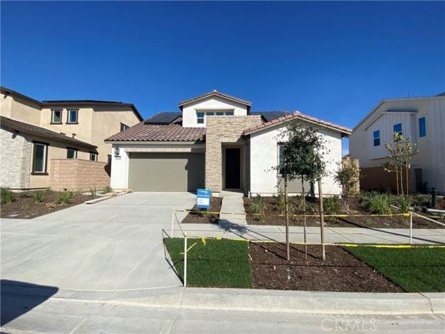 4735 Mae Way - Photo 1
