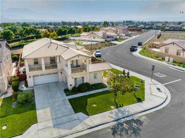 565 Sandalwood Street - Photo 1