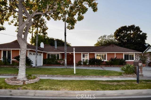 915 Hilda Street - Photo 1