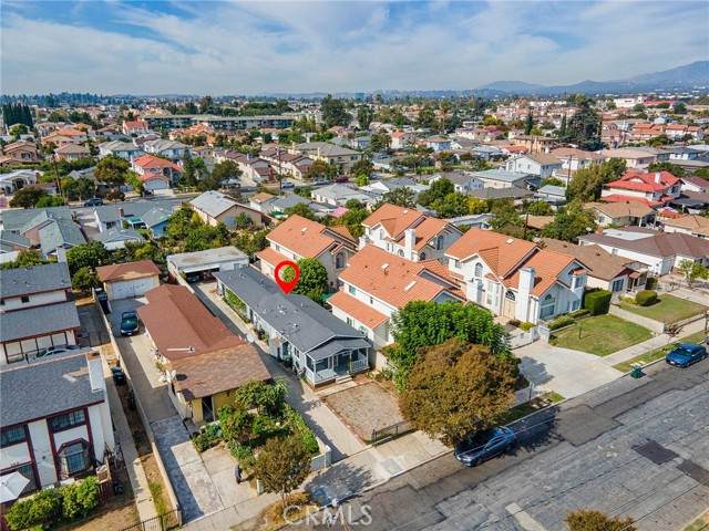 209 Elizabeth Ave - Photo 1
