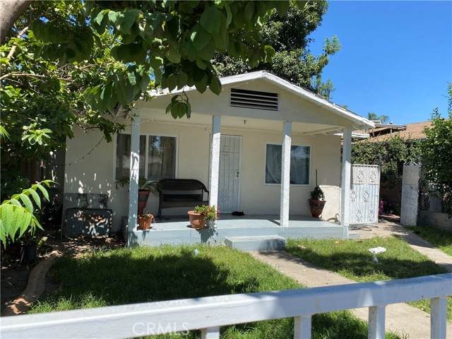 215 11th Street - Photo 1