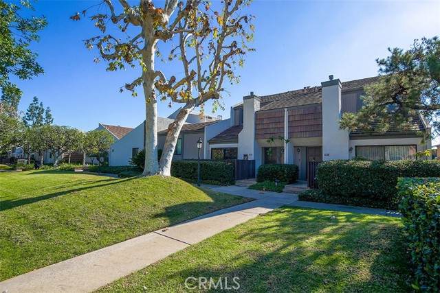 592 Huntington Drive - Photo 1