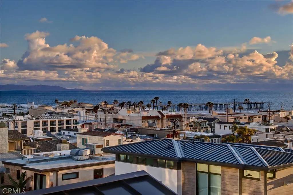 1712 Manhattan Avenue - Photo 1