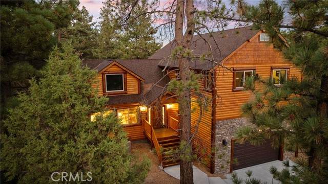 195 Teakwood Drive - Photo 1