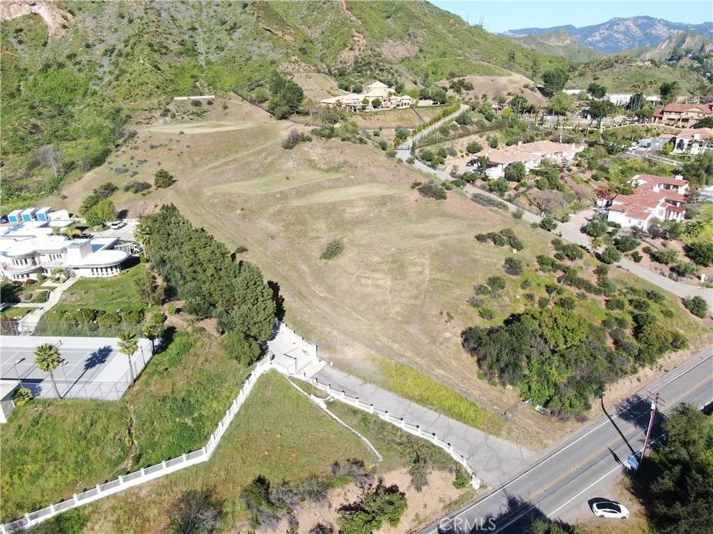 29500 Mulholland - Photo 1