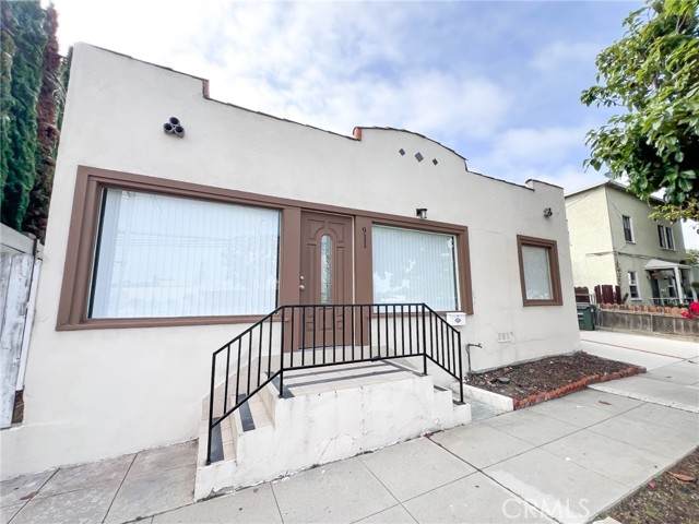 911 Beryl Street - Photo 1