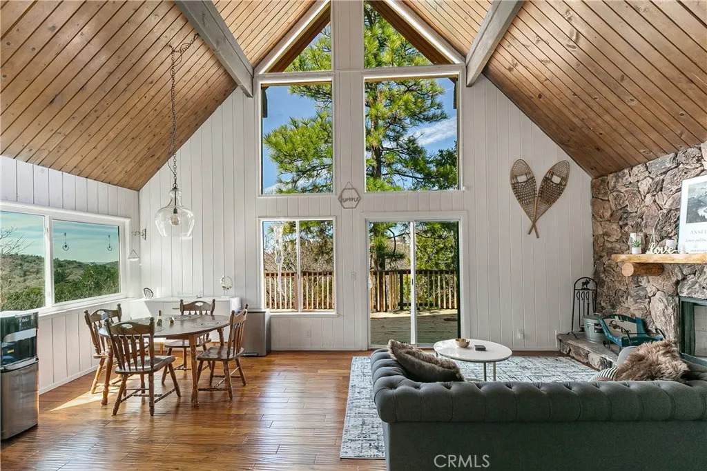 1458 Sequoia Drive - Photo 1