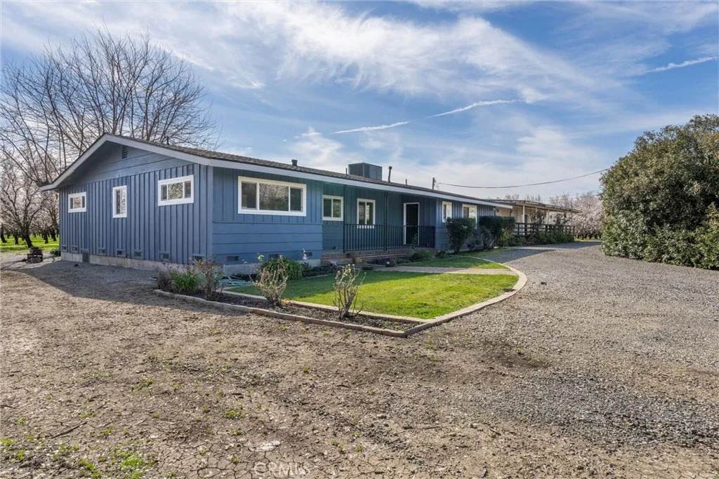 2737 House Avenue - Photo 1