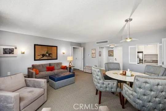 https://bt-photos.global.ssl.fastly.net/sandiego/orig_boomver_3_306398750-1.jpg