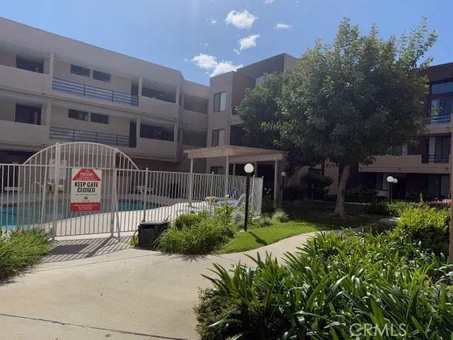 7826 Topanga - Photo 1