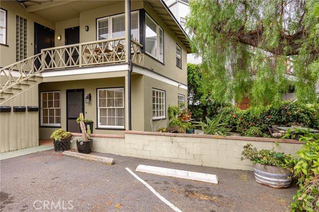 370 Loma Terrace - Photo 1
