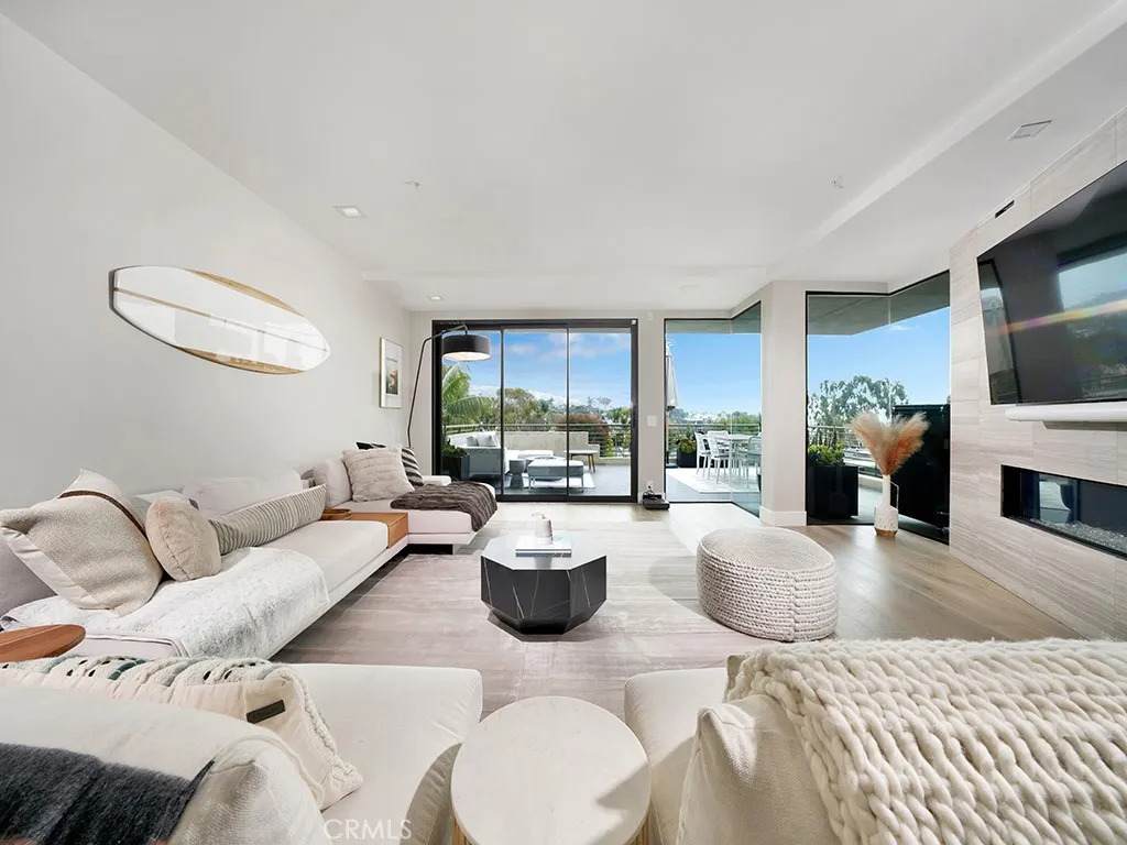 154 Cliff Drive - Photo 1