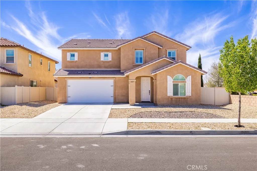 44057 Generation Avenue - Photo 1