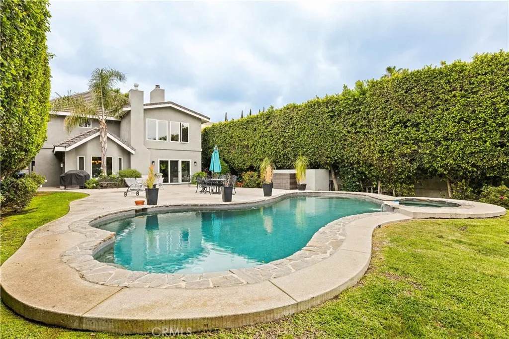 4960 Densmore Avenue - Photo 1