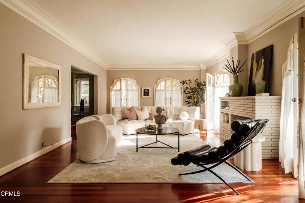 80 Euclid Avenue - Photo 1