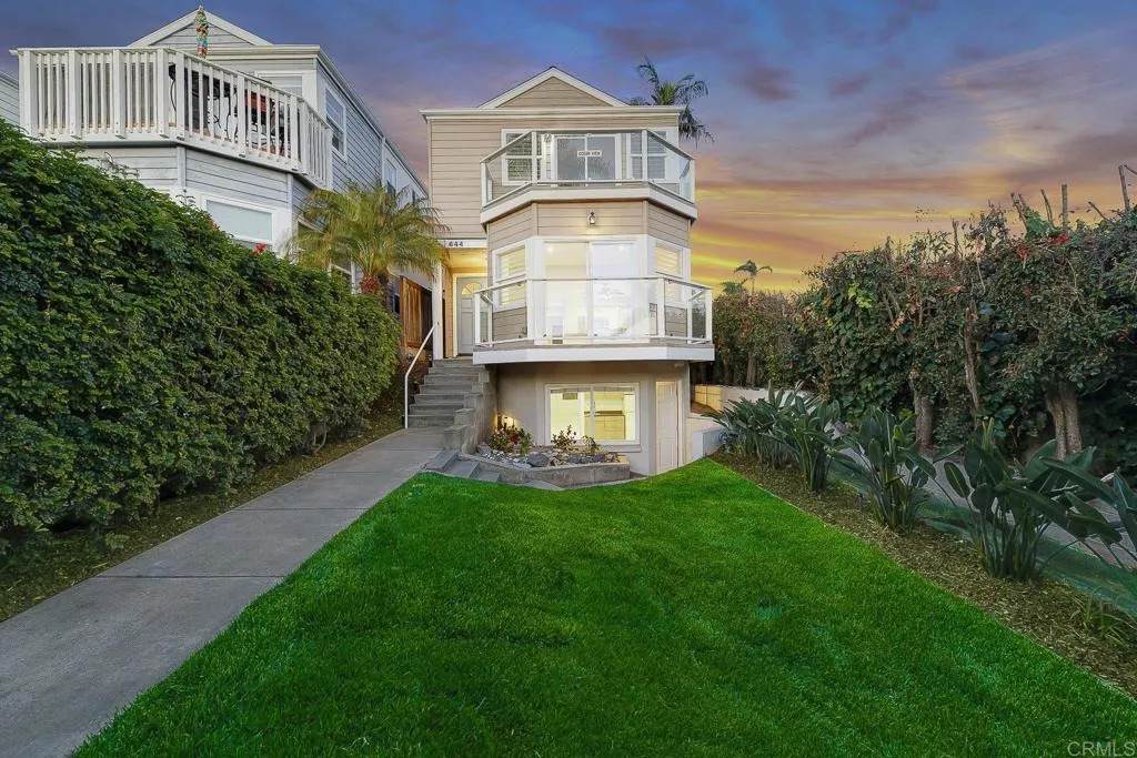 644 Grant Street - Photo 1