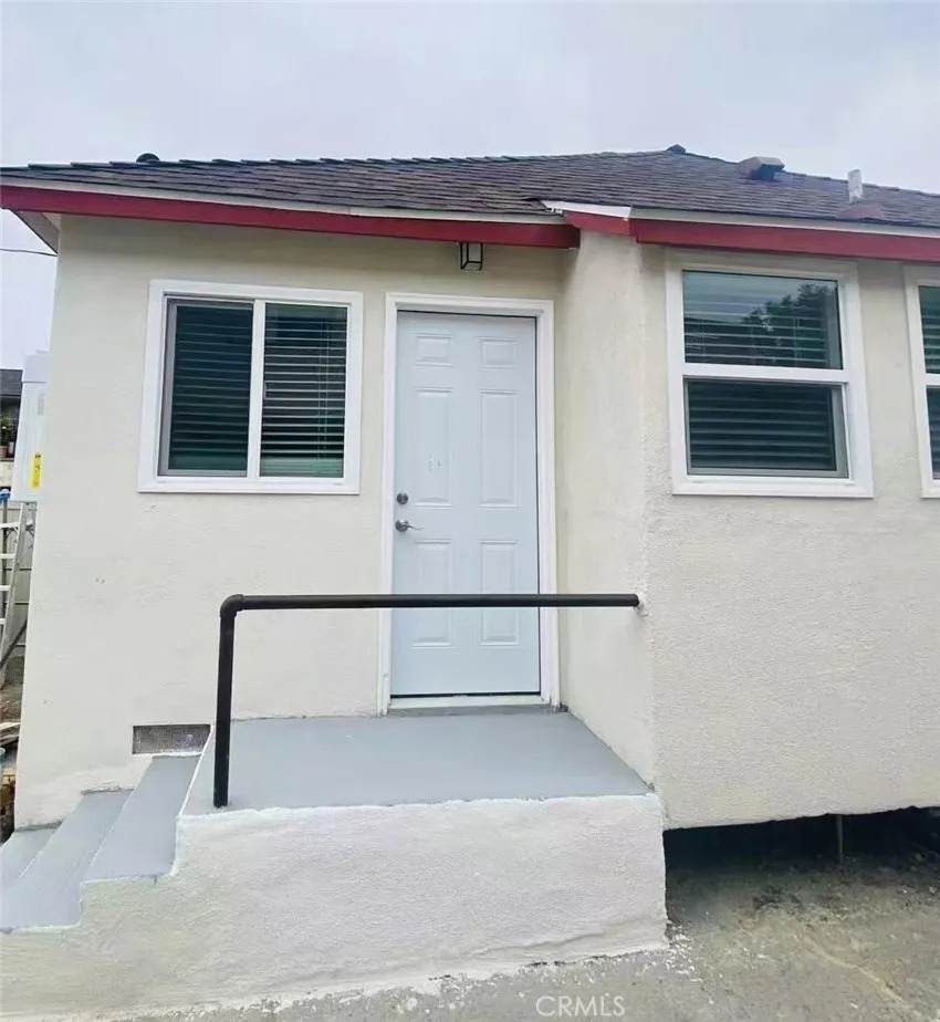 920 Olive Avenue - Photo 1