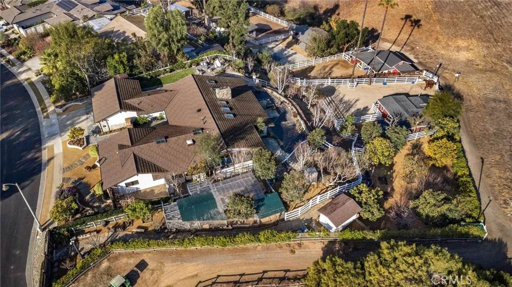 27151 Mission Hills Drive - Photo 1