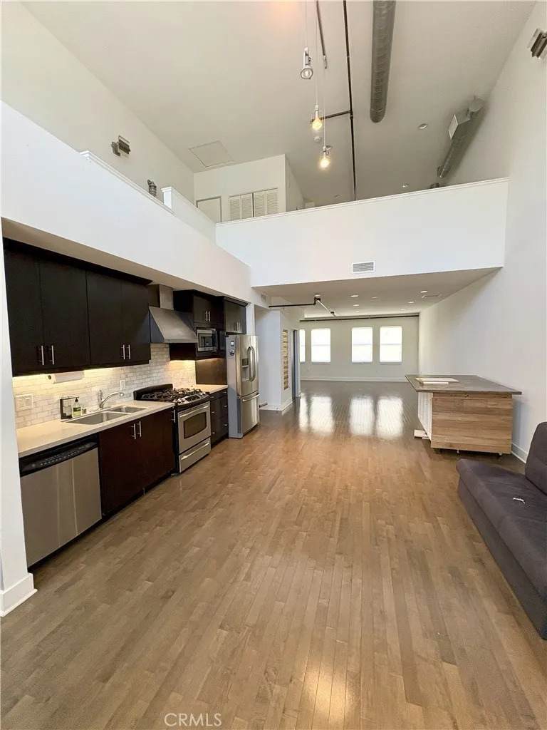 920 E Santa Ana Boulevard - Photo 1