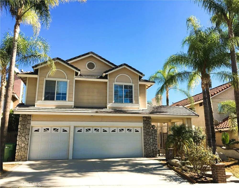493 Hillsborough Way - Photo 1