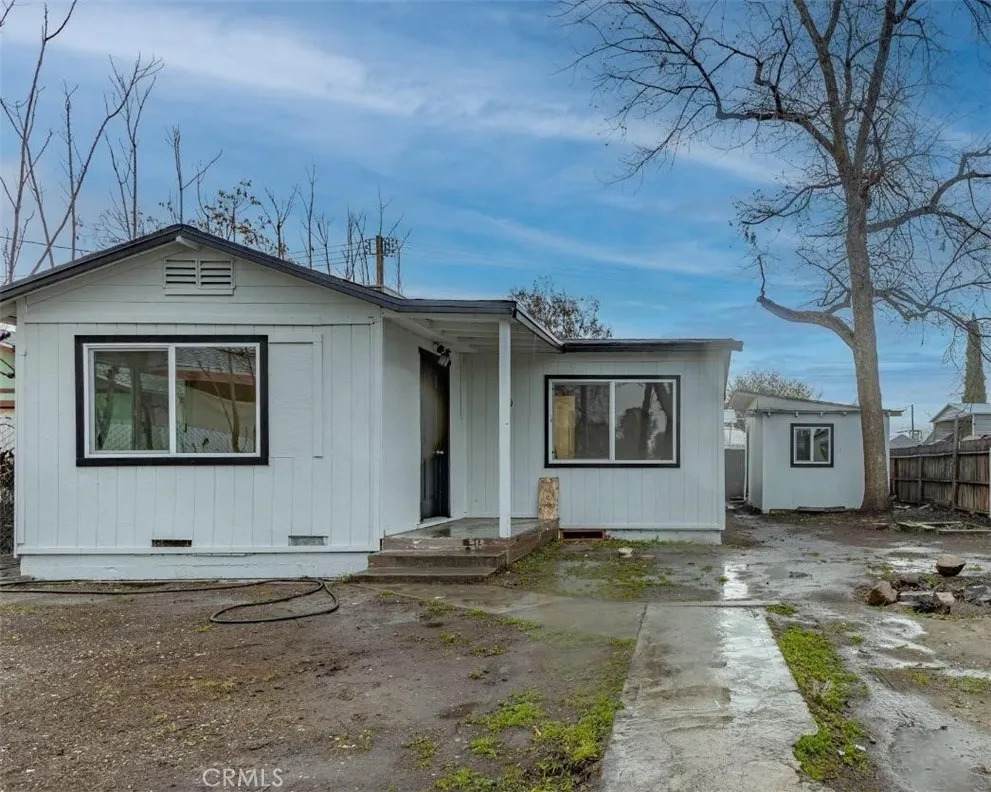 710 Willow Drive - Photo 1