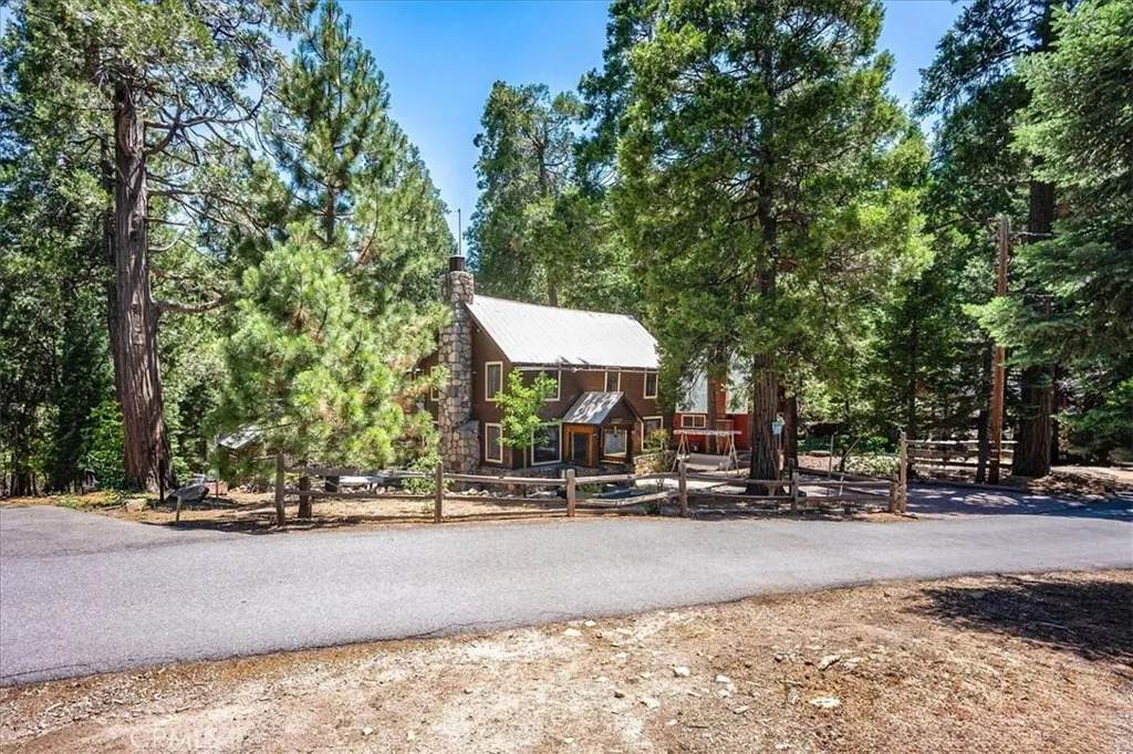 25837 Sunset Loop - Photo 1