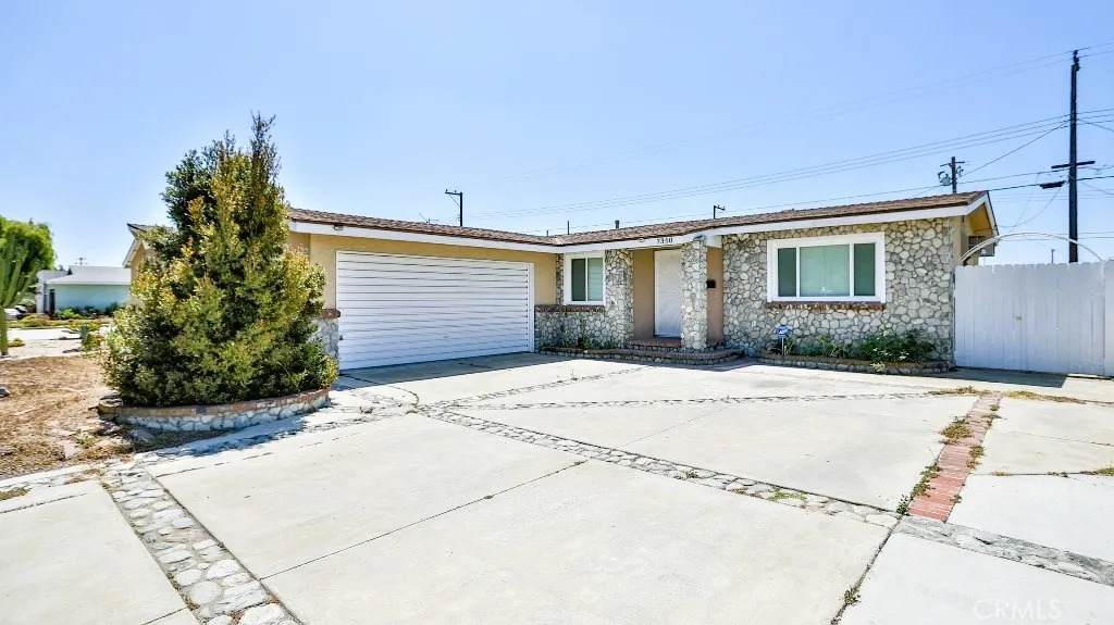 7360 Thunderbird Lane - Photo 1