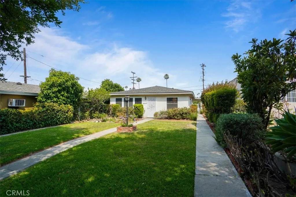 1213 Thompson Avenue - Photo 1