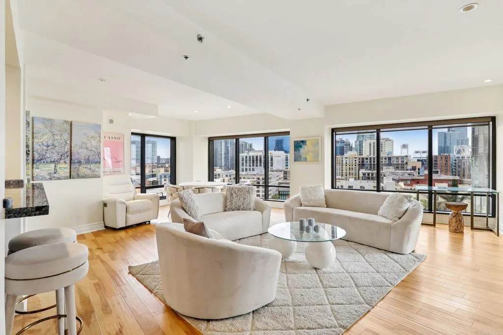 100 Harbor Drive - Photo 1