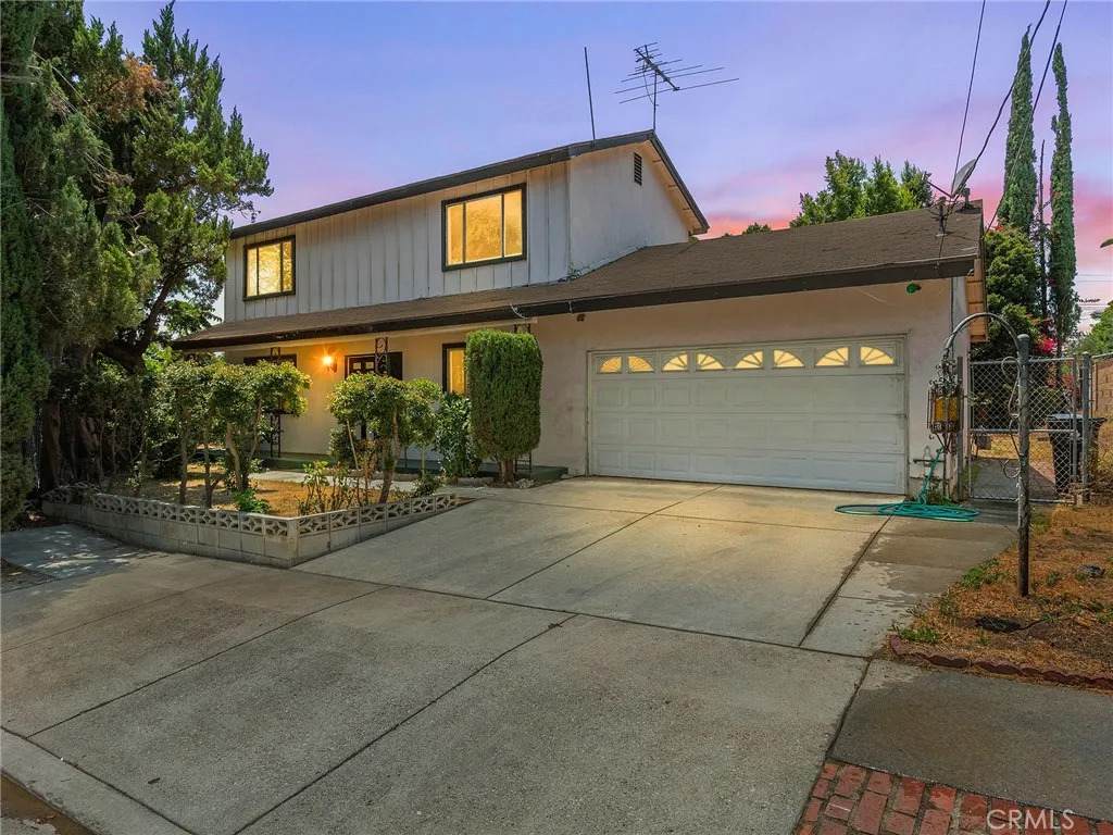 14923 La Valle Street - Photo 1