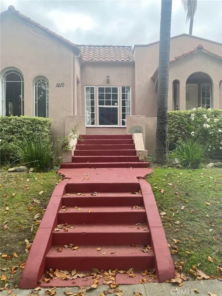 1212 Citrus Avenue - Photo 1