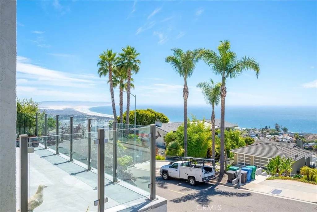 1174 Longview Avenue - Photo 1