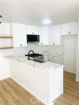 518 Oak Street - Photo 1