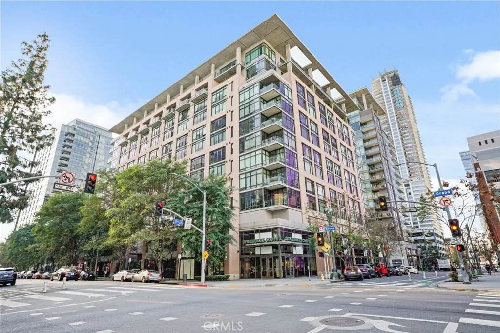 1111 Grand Avenue - Photo 1