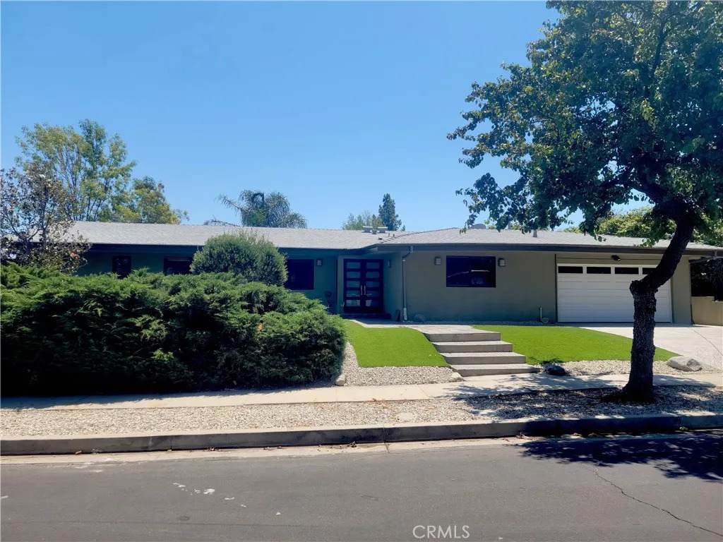 5760 Ostin Avenue - Photo 1