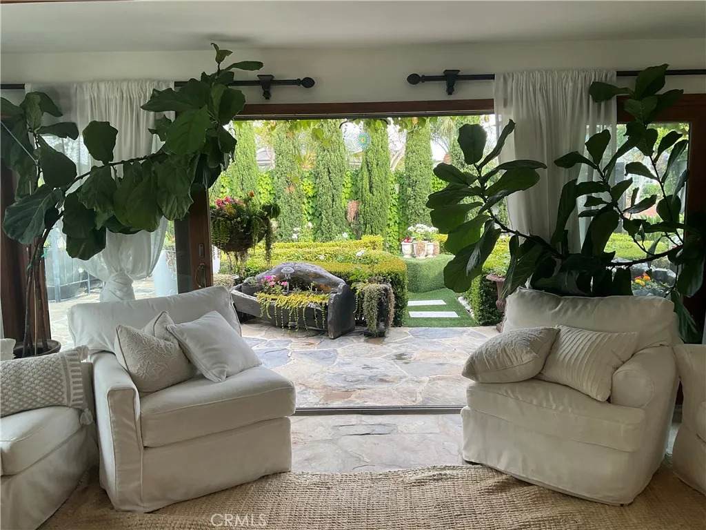 4621 Wayne Road - Photo 1