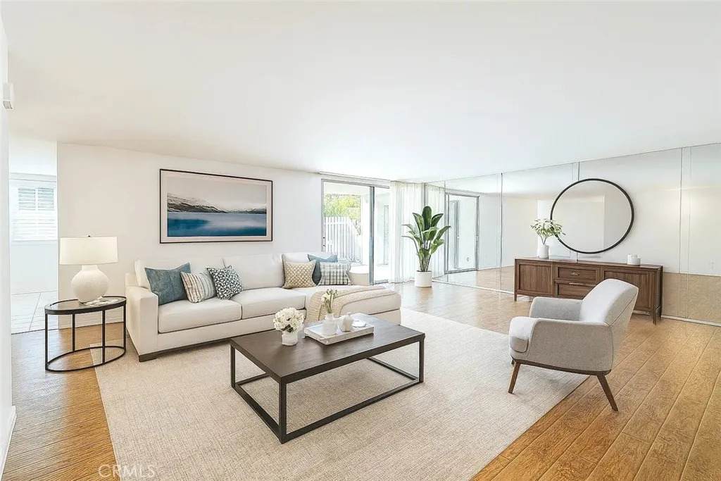 5301 Balboa Boulevard - Photo 1