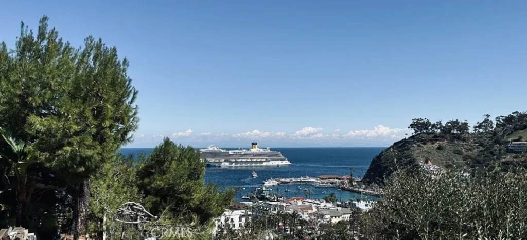 113 Tremont Street - Photo 1