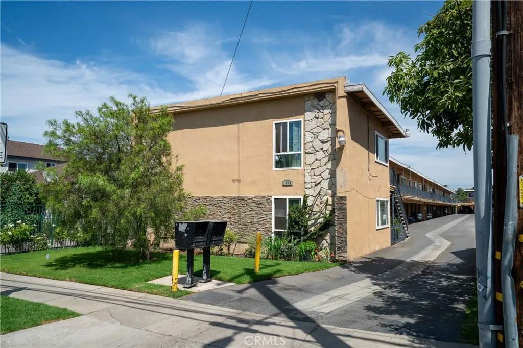 1003 Bishop Street - Photo 1