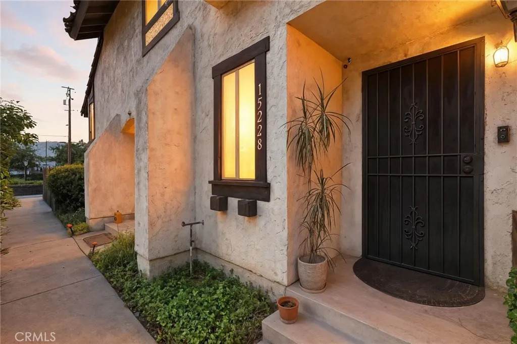 15228 Ramona - Photo 1