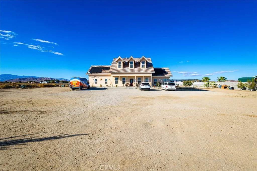 5609 Buckhorn - Photo 1