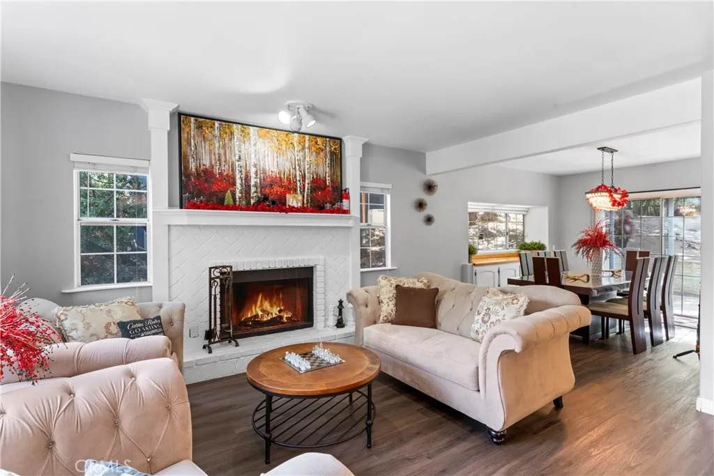 955 Teakwood Drive - Photo 1